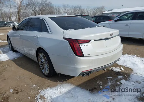 2020 Cadillac Ct6 Awd Platinum z USA, uszkodzony, nr VIN 1G6KV5RJ7LU106299